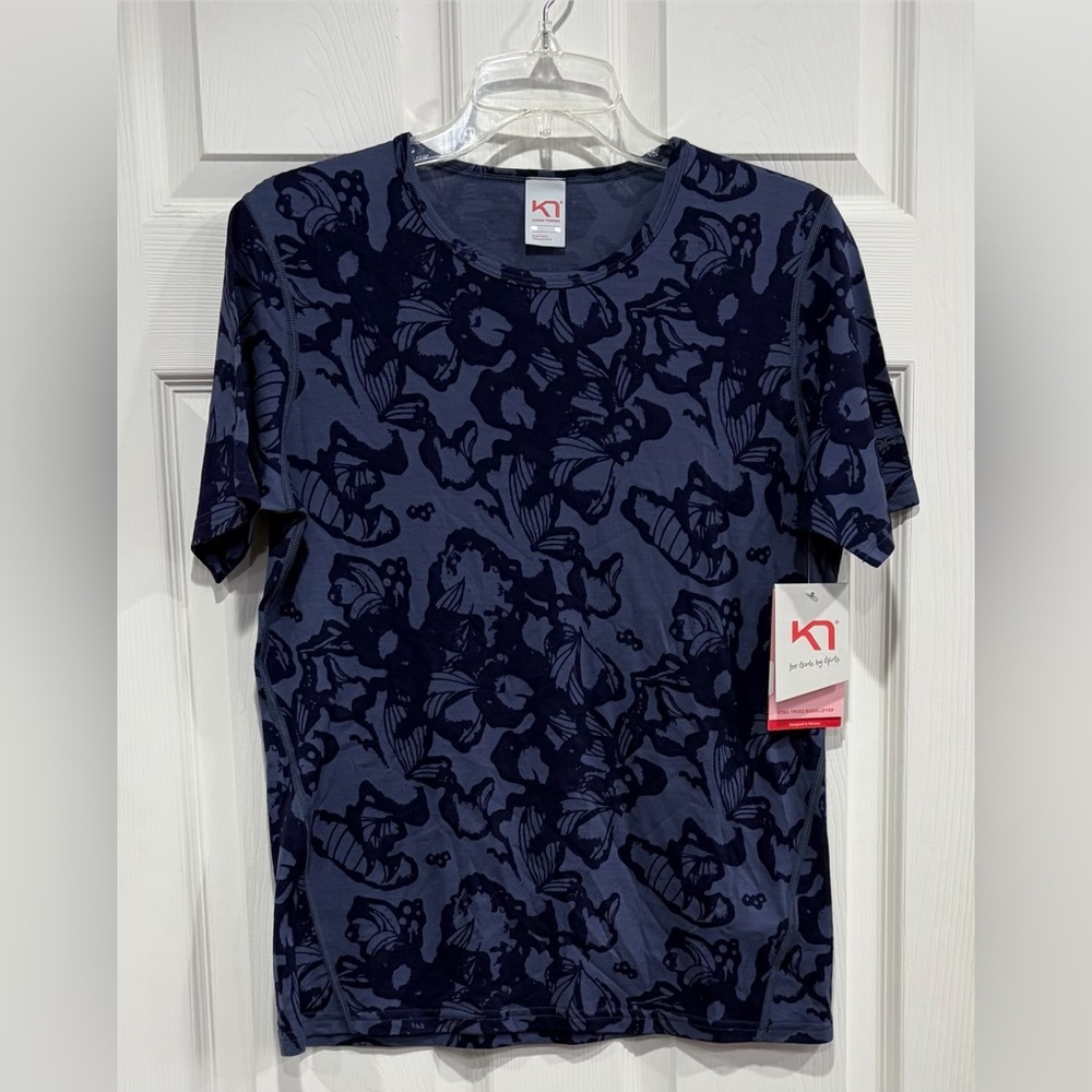 Kari Traa Women's Small Voss Tee Navy Blue Pattern NWT Short-Sleeve Baselayer